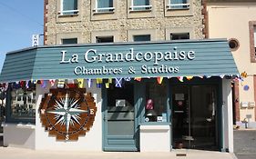 La Grandcopaise Chambres et Studios